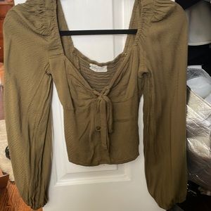 Urban outfitters green long sleeve top size small